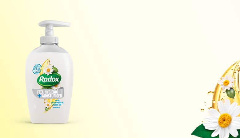 FEEL HYGIENIC & MOISTURIZED FEEL HYGIENIC & MOISTURIZED