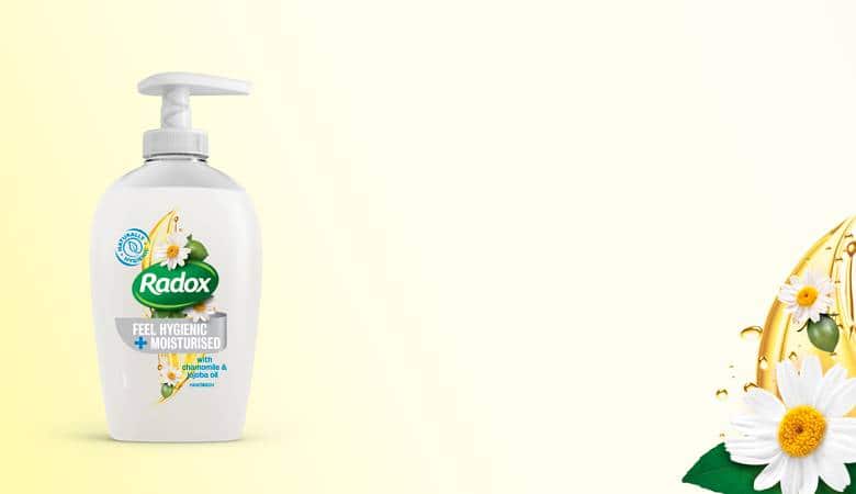 FEEL HYGIENIC & MOISTURIZED FEEL HYGIENIC & MOISTURIZED